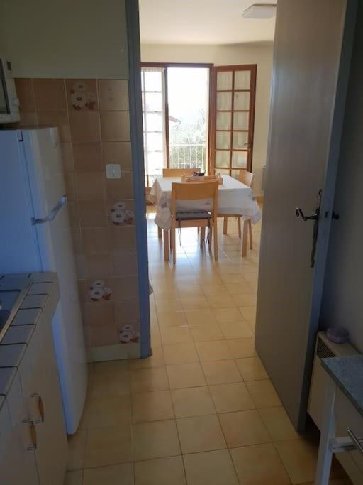 Residence Lou Cigaloun - Ana Location Gréoux-les-Bains Exteriör bild