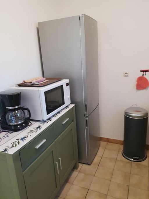 Residence Lou Cigaloun - Ana Location Gréoux-les-Bains Exteriör bild