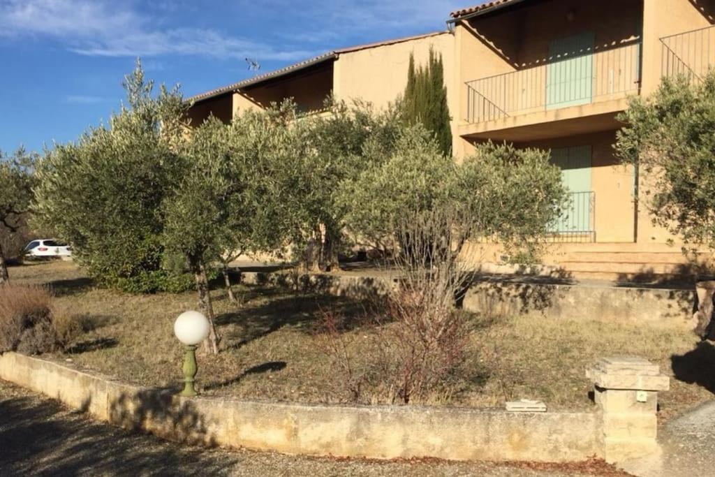 Residence Lou Cigaloun - Ana Location Gréoux-les-Bains Exteriör bild