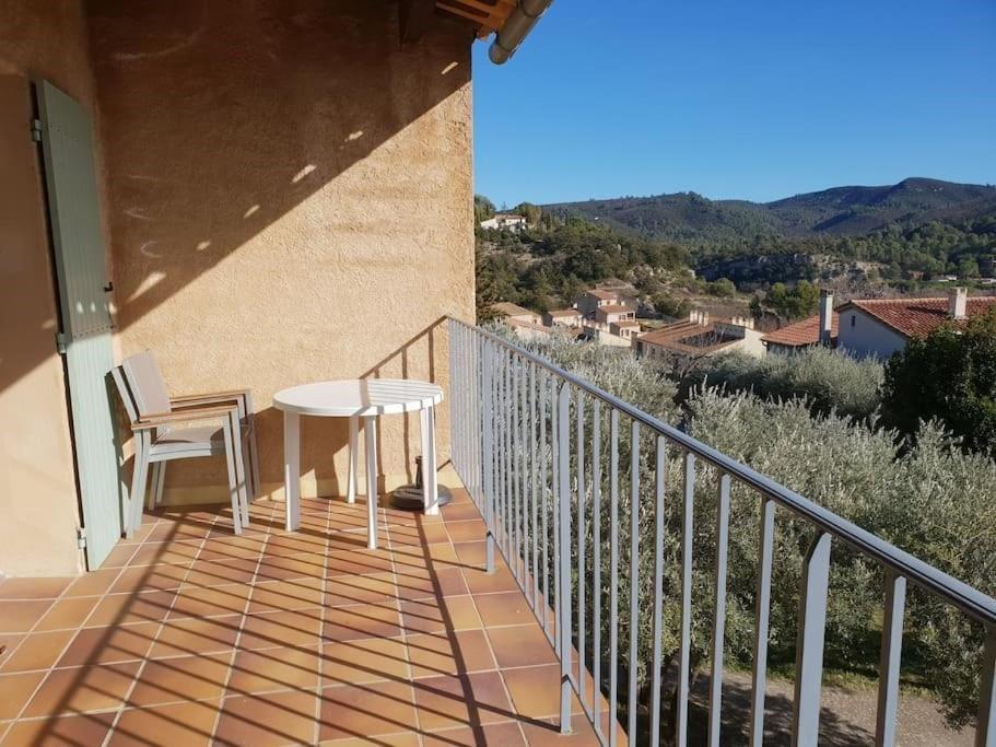 Residence Lou Cigaloun - Ana Location Gréoux-les-Bains Exteriör bild